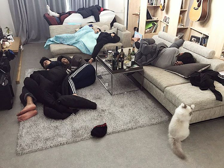 Báo Hàn nghi vấn CNBLUE Lee Jong Hyun liên quan đến nhóm chat quay lén của Jung Joon Young Báo Hàn nghi vấn CNBLUE Lee Jong Hyun liên quan đến nhóm chat quay lén của Jung Joon Young