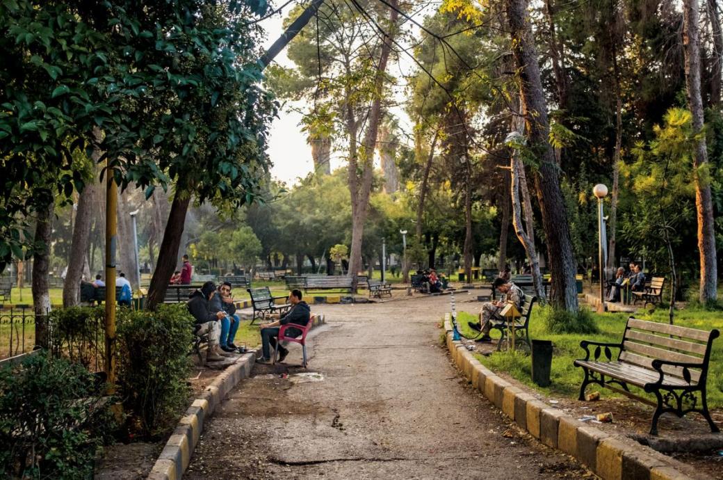 Giữa đống đổ nát, người dân Syria tìm kiếm sự yên bình sau cuộc chiến Giữa đống đổ nát, người dân Syria tìm kiếm sự yên bình sau cuộc chiến