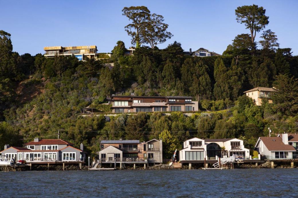 Dân San Francisco bỏ phố lên thuyền sống lênh đênh giữa biển vì giá nhà quá cao Dân San Francisco bỏ phố lên thuyền sống lênh đênh giữa biển vì giá nhà quá cao