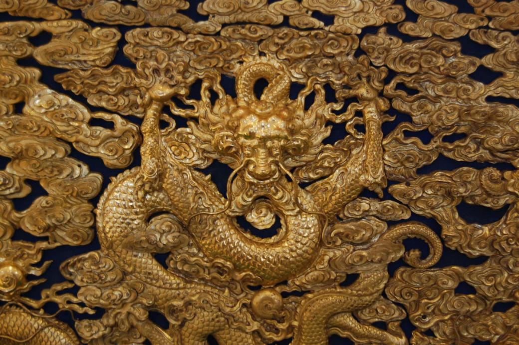 Chuyện kể rằng, bên trong Tử Cấm Thành có một khu vườn bí mật rất ít người được biết... Chuyện kể rằng, bên trong Tử Cấm Thành có một khu vườn bí mật rất ít người được biết...