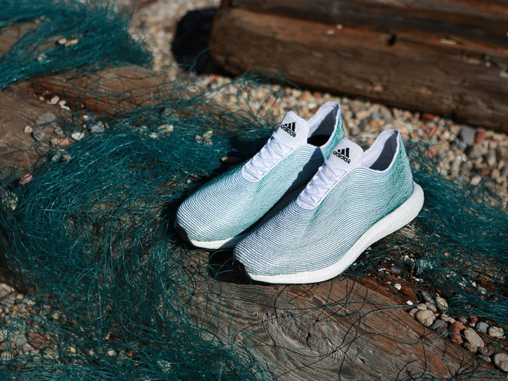 Adidas tuyên bố đang sản xuất 11 triệu đôi giày có chất liệu được tái chế từ rác nhựa Adidas tuyên bố đang sản xuất 11 triệu đôi giày có chất liệu được tái chế từ rác nhựa