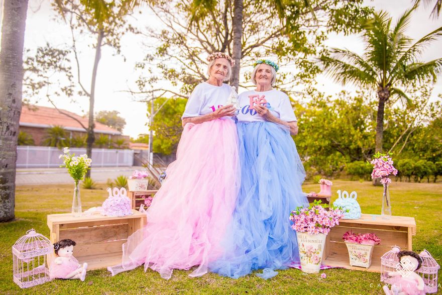 100 tuổi có thể khiến bạn ngừng 'cute'? Sai rồi! 100 tuổi có thể khiến bạn ngừng 'cute'? Sai rồi!