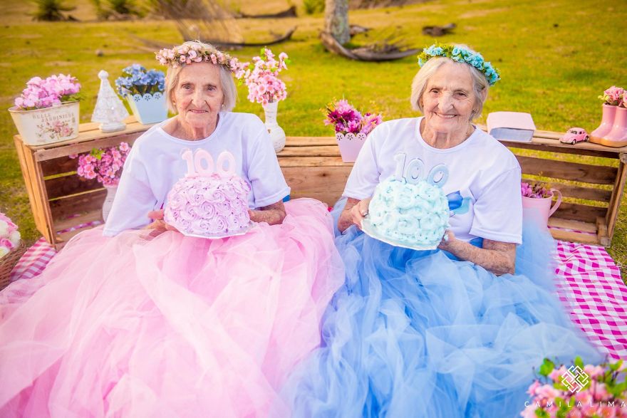 100 tuổi có thể khiến bạn ngừng 'cute'? Sai rồi! 100 tuổi có thể khiến bạn ngừng 'cute'? Sai rồi!