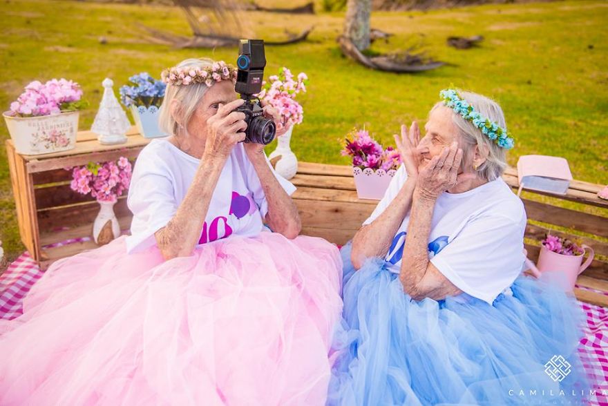100 tuổi có thể khiến bạn ngừng 'cute'? Sai rồi! 100 tuổi có thể khiến bạn ngừng 'cute'? Sai rồi!