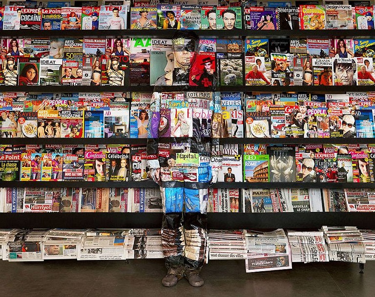 Bạn có thể tìm ra 'nghệ sĩ tàng hình' Liu Bolin trong những bức hình này? Bạn có thể tìm ra 'nghệ sĩ tàng hình' Liu Bolin trong những bức hình này?