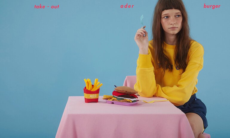 Ader Error - Hãng thời trang unisex 3 tuổi đang làm thay đổi người Hàn Ader Error - Hãng thời trang unisex 3 tuổi đang làm thay đổi người Hàn