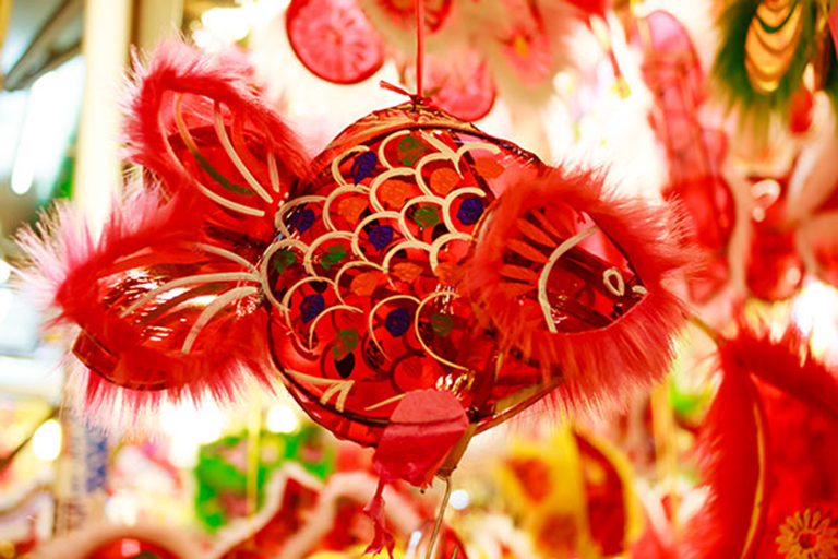 Trung thu tuổi thơ ai mà chẳng có một chiếc lồng đèn... Trung thu tuổi thơ ai mà chẳng có một chiếc lồng đèn...