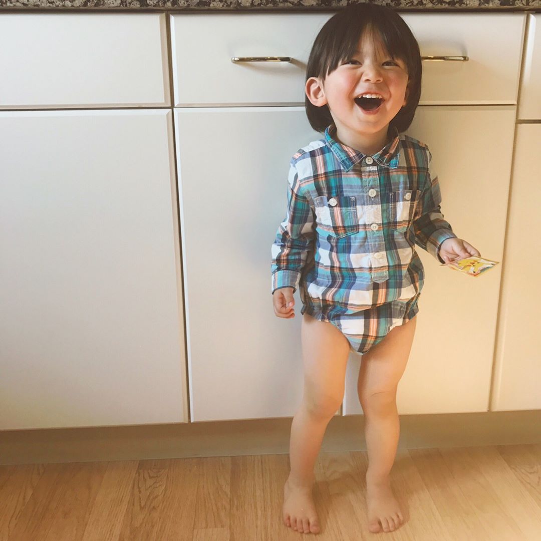'Hoàng tử nhí' đến từ nước Nhật khiến hàng loạt bà cô, bà chị 'đổ rạp' 'Hoàng tử nhí' đến từ nước Nhật khiến hàng loạt bà cô, bà chị 'đổ rạp'