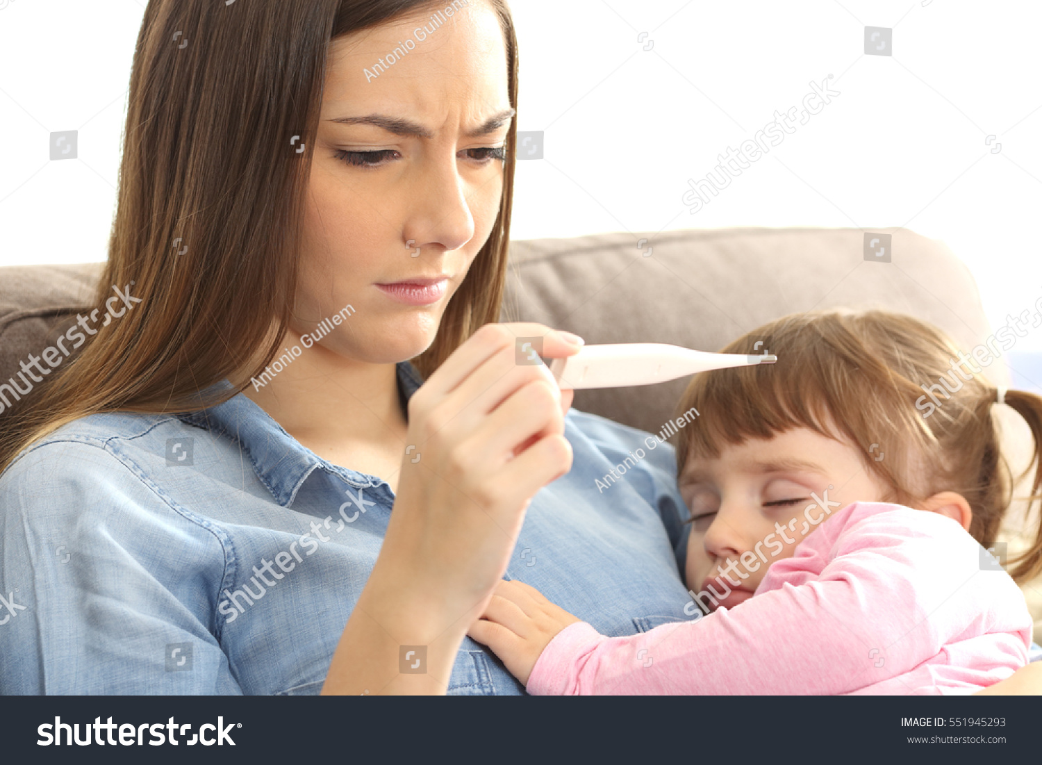 Bức ảnh chế 'đứng bên em này mà nhòm em nọ' có cả một câu chuyện đằng sau nó Bức ảnh chế 'đứng bên em này mà nhòm em nọ' có cả một câu chuyện đằng sau nó