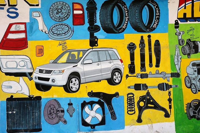 Biển quảng cáo kiểu graffiti tại Somali khiến dân vẽ biển 'lóa mắt' Biển quảng cáo kiểu graffiti tại Somali khiến dân vẽ biển 'lóa mắt'