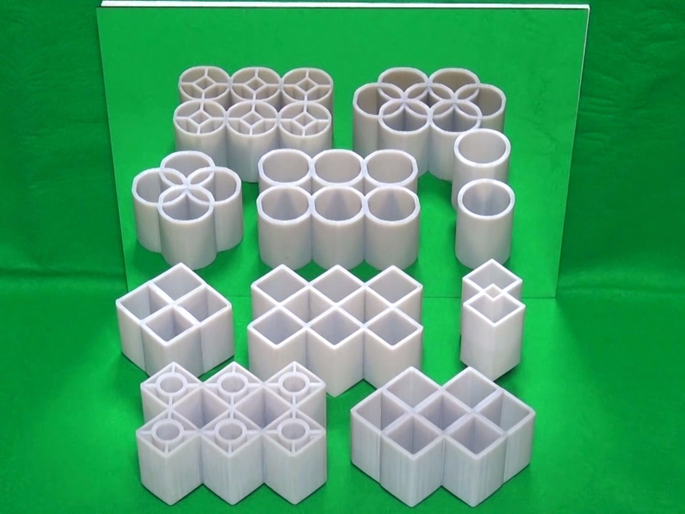 Hoa mắt trước 10 tấm ảnh 'chia rẽ' cộng đồng mạng thế giới Hoa mắt trước 10 tấm ảnh 'chia rẽ' cộng đồng mạng thế giới