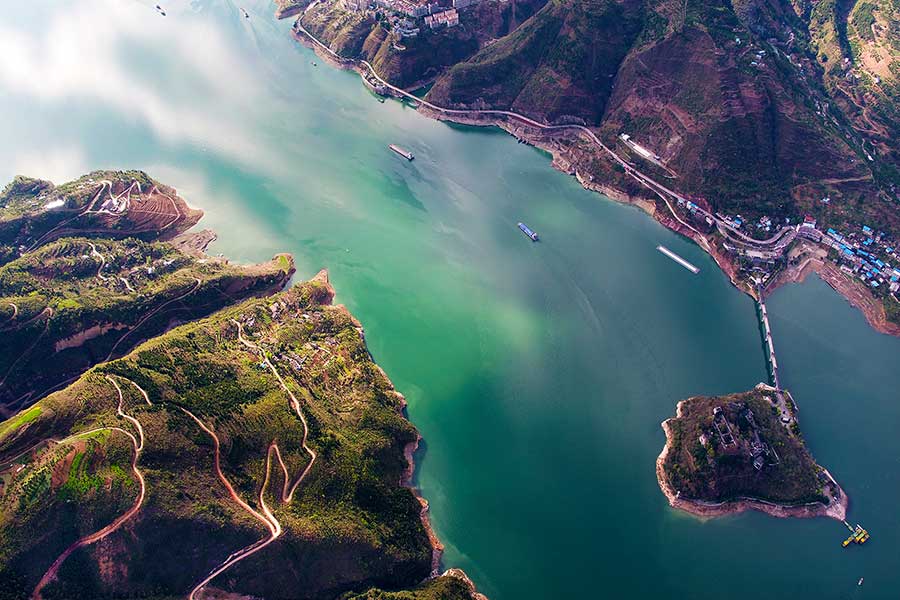 Say đắm vẻ đẹp 'Trường Giang cuồn cuộn chảy về Đông' Say đắm vẻ đẹp 'Trường Giang cuồn cuộn chảy về Đông'