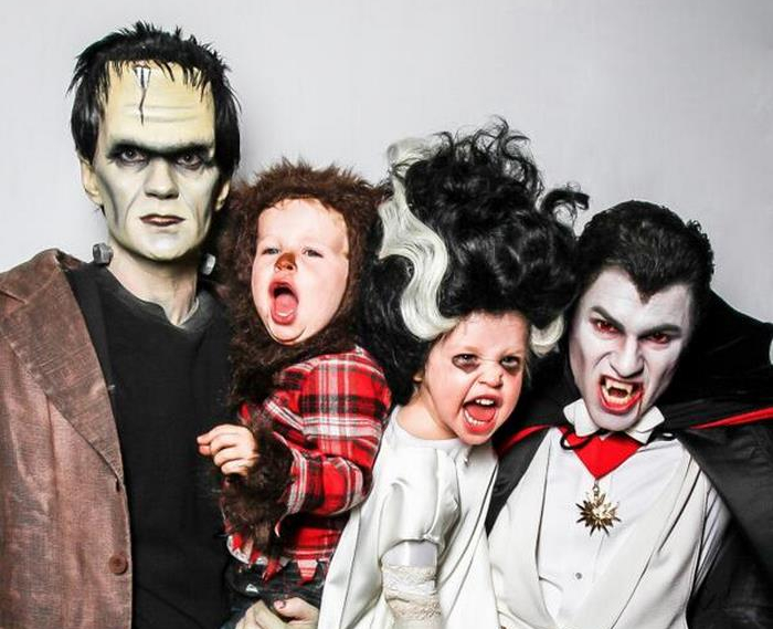 Nhà có 2 ông bố, Halloween hoành tráng... gấp đôi Nhà có 2 ông bố, Halloween hoành tráng... gấp đôi