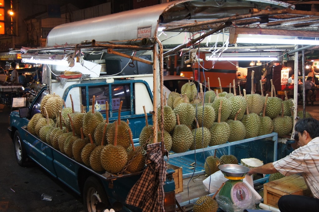10 thứ kỳ lạ và hay ho có thể mua làm quà ở chợ đêm Chiang Mai 10 thứ kỳ lạ và hay ho có thể mua làm quà ở chợ đêm Chiang Mai