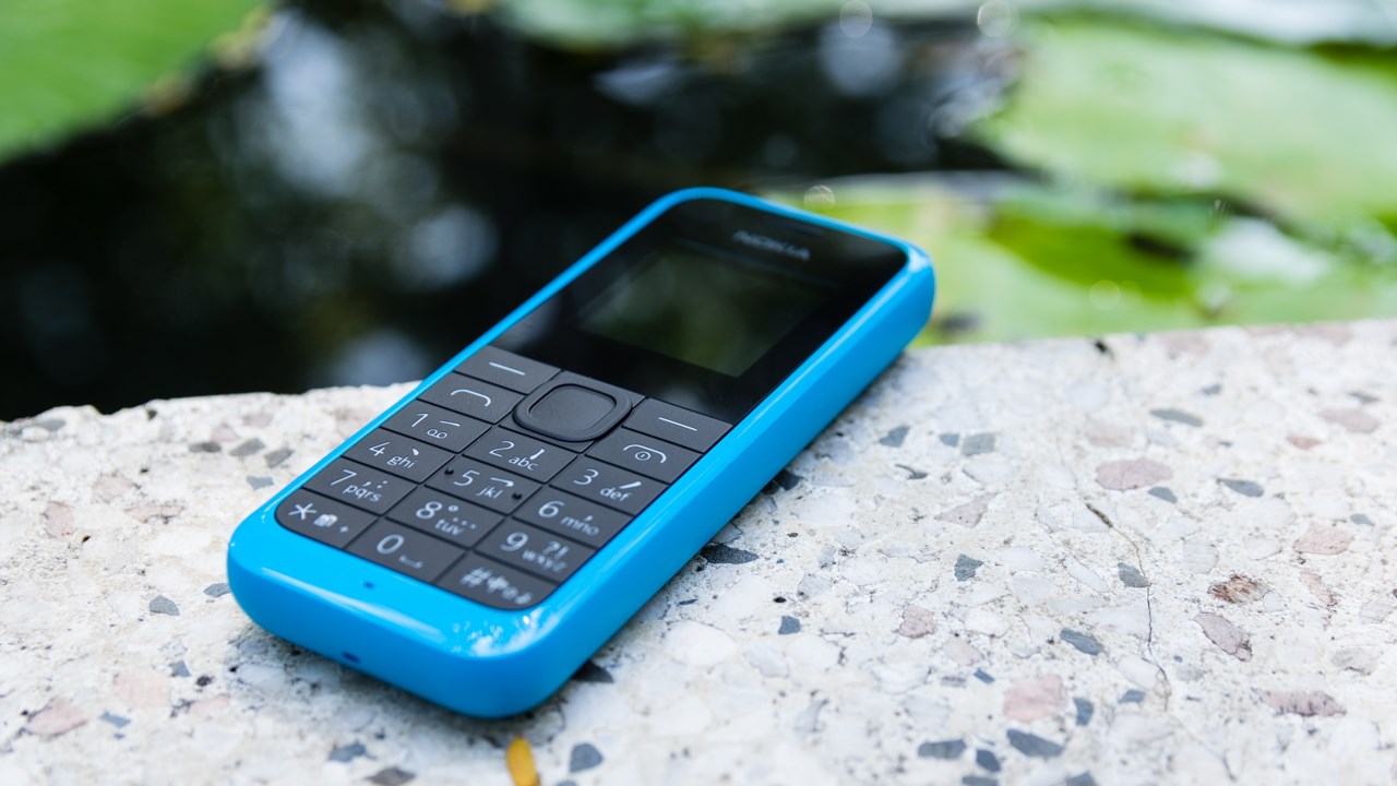 Tạm quên iPhone X, hãy nhớ về một tuổi thơ với 'cục gạch' Nokia Tạm quên iPhone X, hãy nhớ về một tuổi thơ với 'cục gạch' Nokia