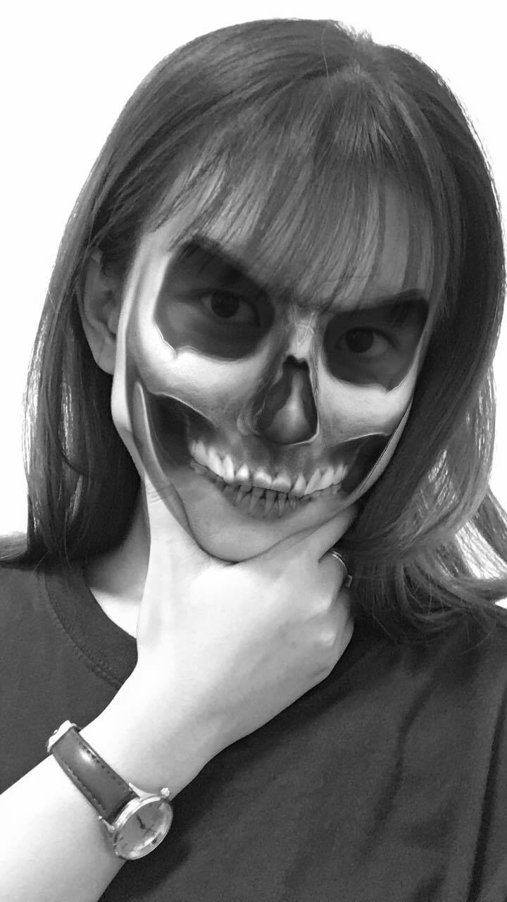 Những ứng dụng chỉnh sửa hình giúp bạn 'sống ảo' theo phong cách Halloween Những ứng dụng chỉnh sửa hình giúp bạn 'sống ảo' theo phong cách Halloween