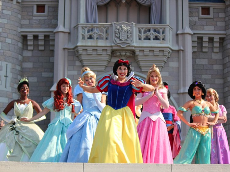 9 bí mật không thể ngờ đến về công viên Disney do nhân viên kể lại 9 bí mật không thể ngờ đến về công viên Disney do nhân viên kể lại