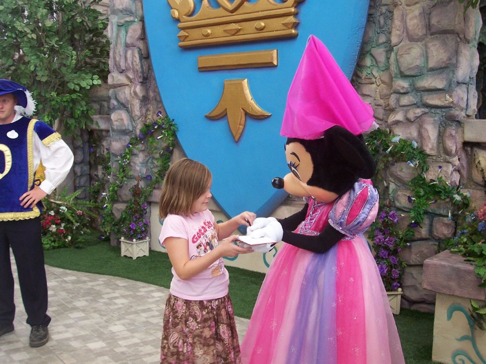 9 bí mật không thể ngờ đến về công viên Disney do nhân viên kể lại 9 bí mật không thể ngờ đến về công viên Disney do nhân viên kể lại