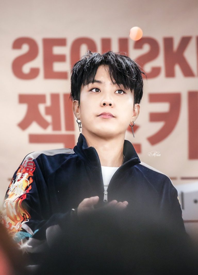 Cai thuốc, ăn kiêng - Bí kíp giữ gìn thanh xuân của ngôi sao K-Pop U40 Cai thuốc, ăn kiêng - Bí kíp giữ gìn thanh xuân của ngôi sao K-Pop U40