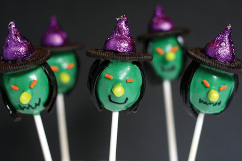 10+ kiểu bánh kẹo cho bữa tiệc Halloween không thể kinh dị hơn 10+ kiểu bánh kẹo cho bữa tiệc Halloween không thể kinh dị hơn