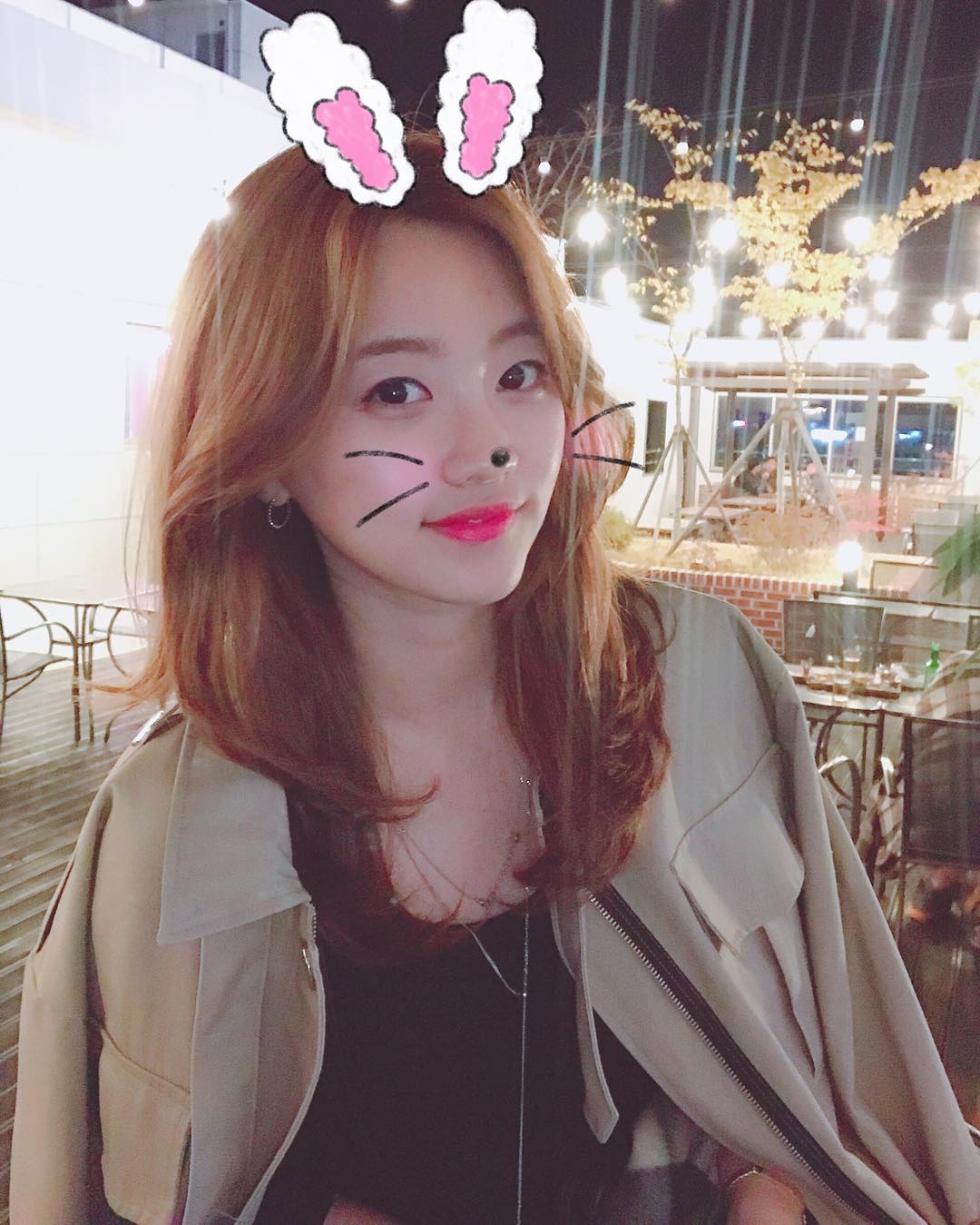 'Sống ảo' bằng điện thoại? Xưa rồi Diễm! 'Sống ảo' bằng điện thoại? Xưa rồi Diễm!