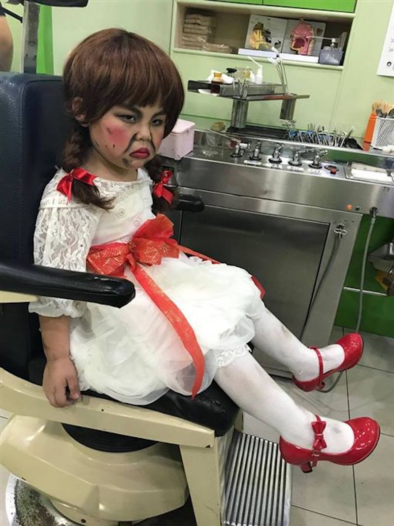 'Annabelle' hầm hầm đến khám răng, nha sĩ run tay vì... cười 'Annabelle' hầm hầm đến khám răng, nha sĩ run tay vì... cười