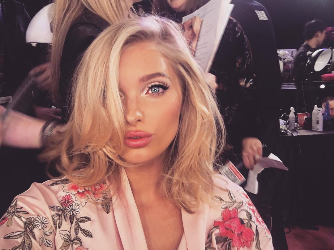 Ngắm những 'kiệt tác tạo hoá' trong hậu trường show nội y Victoria's Secret 2017 Ngắm những 'kiệt tác tạo hoá' trong hậu trường show nội y Victoria's Secret 2017