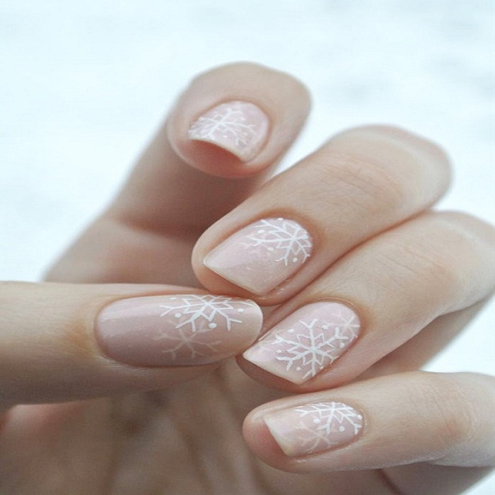 Đông đến rồi, sao bạn chưa đổi mẫu nail đi? Đông đến rồi, sao bạn chưa đổi mẫu nail đi?