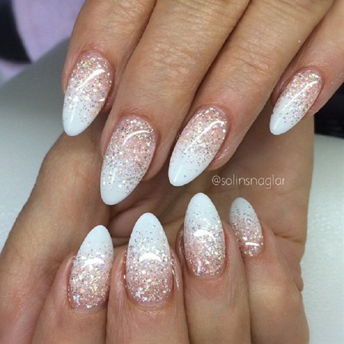 Đông đến rồi, sao bạn chưa đổi mẫu nail đi? Đông đến rồi, sao bạn chưa đổi mẫu nail đi?