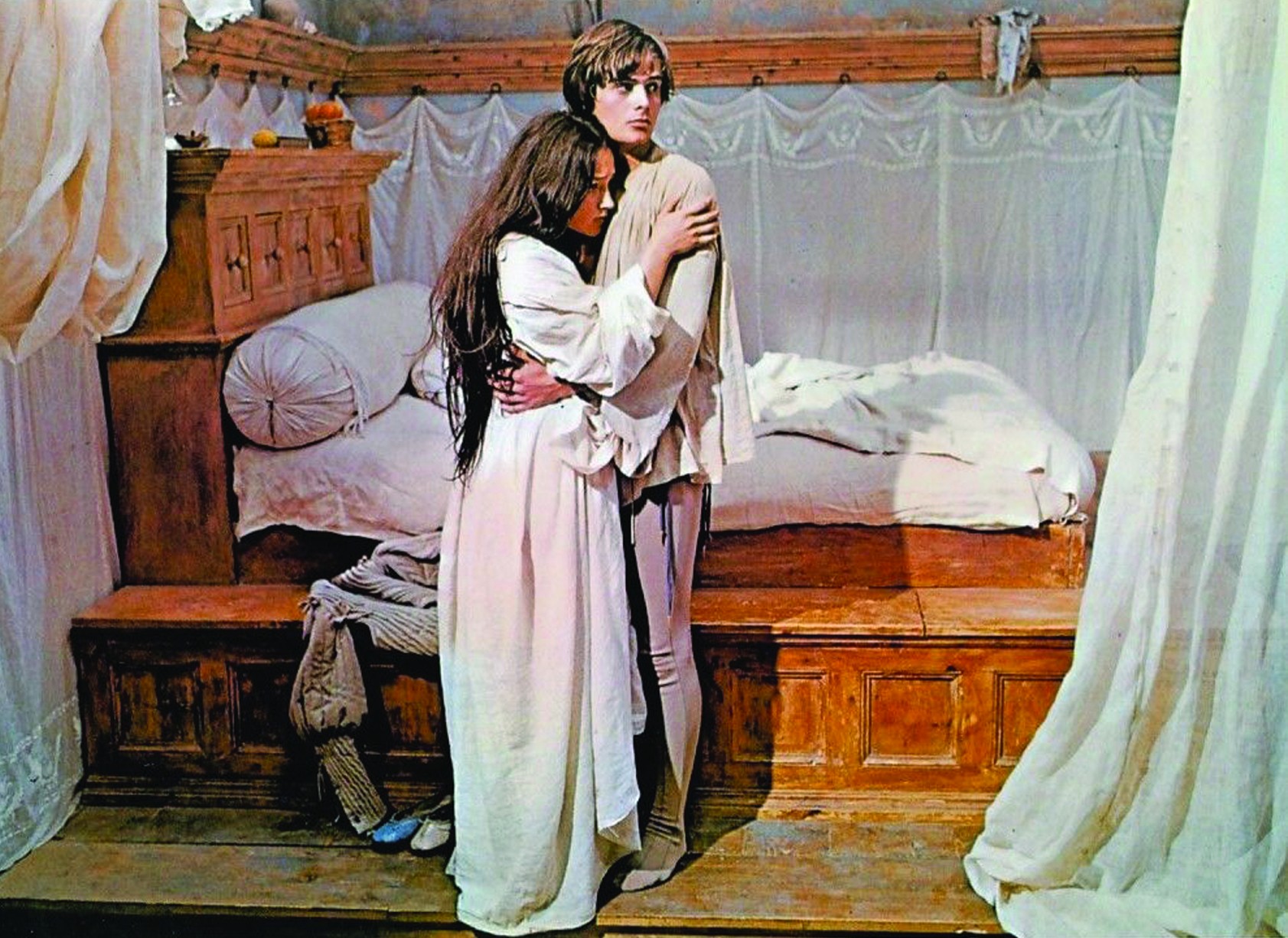 'Romeo & Juliet' phiên bản Franco Zeffirelli: Màn ảnh là nơi cái đẹp trở thành vĩnh cửu 'Romeo & Juliet' phiên bản Franco Zeffirelli: Màn ảnh là nơi cái đẹp trở thành vĩnh cửu