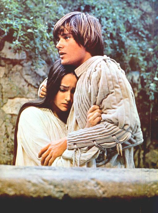 'Romeo & Juliet' phiên bản Franco Zeffirelli: Màn ảnh là nơi cái đẹp trở thành vĩnh cửu 'Romeo & Juliet' phiên bản Franco Zeffirelli: Màn ảnh là nơi cái đẹp trở thành vĩnh cửu