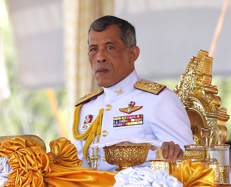 11 điều bình thường ở ta nhưng ra nước ngoài... bị phạt như chơi 11 điều bình thường ở ta nhưng ra nước ngoài... bị phạt như chơi