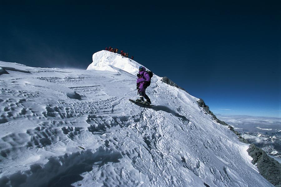 12 câu chuyện đau thương về những xác chết đông cứng trên đỉnh Everest (Kỳ 2) 12 câu chuyện đau thương về những xác chết đông cứng trên đỉnh Everest (Kỳ 2)