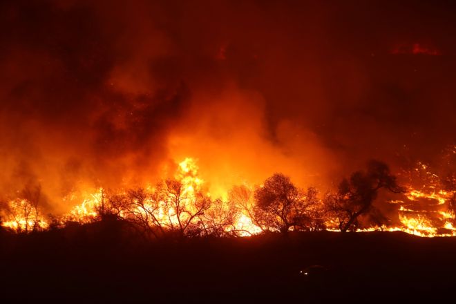 Quy mô vụ cháy rừng khủng khiếp ở California (Mỹ) Quy mô vụ cháy rừng khủng khiếp ở California (Mỹ)