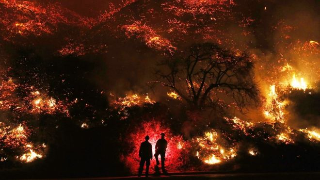 Quy mô vụ cháy rừng khủng khiếp ở California (Mỹ) Quy mô vụ cháy rừng khủng khiếp ở California (Mỹ)