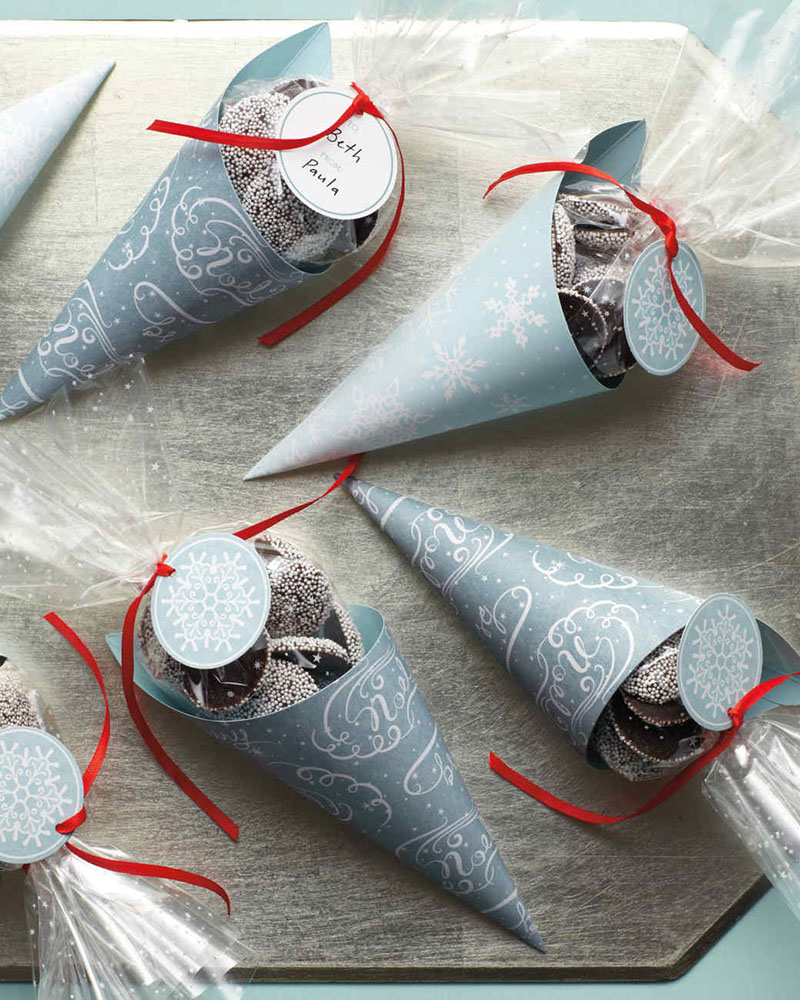 Cần gì ra tiệm nhờ gói quà Giáng sinh, bạn cũng có thể gói đẹp theo 12 ý tưởng dưới đây Cần gì ra tiệm nhờ gói quà Giáng sinh, bạn cũng có thể gói đẹp theo 12 ý tưởng dưới đây