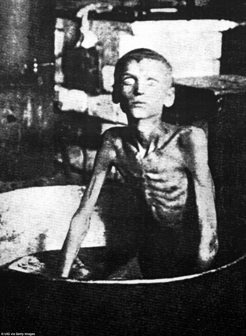 Nạn đói Nga 1920: Khi phần người bị lấn át bởi bản năng sinh tồn Nạn đói Nga 1920: Khi phần người bị lấn át bởi bản năng sinh tồn
