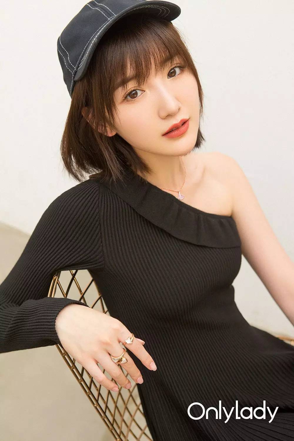 Lật lại quá khứ của dàn mỹ nhân xứ Trung thời 'tóc dài bay trong gió' Lật lại quá khứ của dàn mỹ nhân xứ Trung thời 'tóc dài bay trong gió'