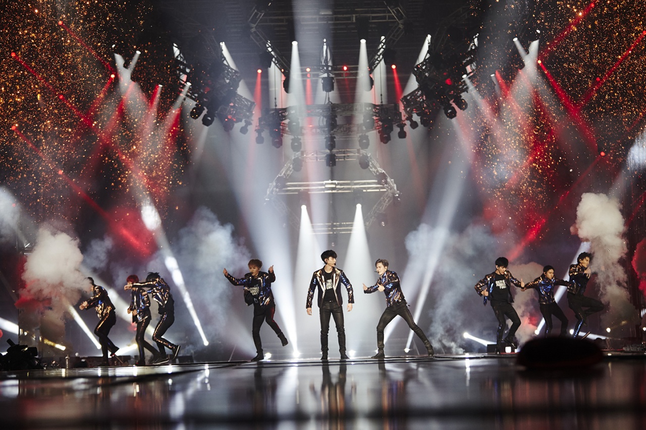 Mỗi fan K-Pop là một 'chiến binh', thật đấy! Mỗi fan K-Pop là một 'chiến binh', thật đấy!