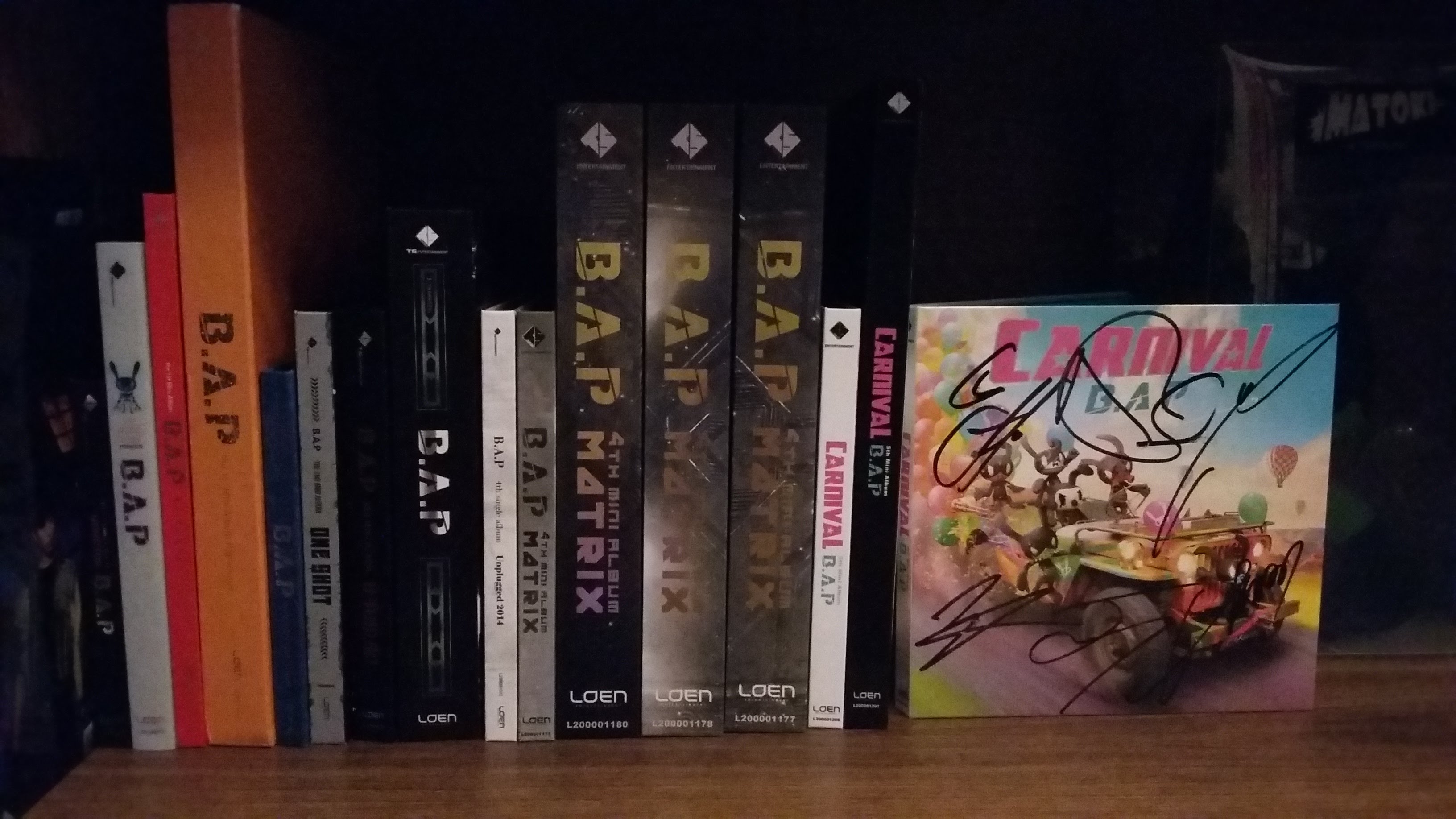 Mỗi fan K-Pop là một 'chiến binh', thật đấy! Mỗi fan K-Pop là một 'chiến binh', thật đấy!