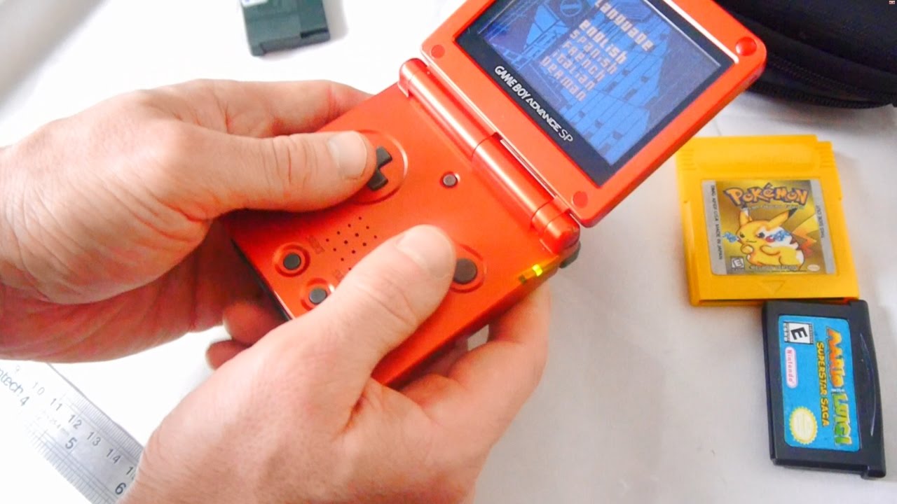 Mua vé về tuổi thơ với 5 máy chơi game cổ đang được 'hồi sinh' Mua vé về tuổi thơ với 5 máy chơi game cổ đang được 'hồi sinh'