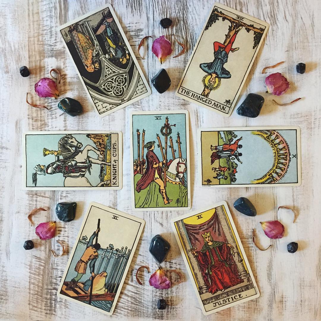 Tarocchi du hành ký: Những tựa bài xinh đẹp dành cho tín đồ huyền bí (Kỳ 1) Tarocchi du hành ký: Những tựa bài xinh đẹp dành cho tín đồ huyền bí (Kỳ 1)