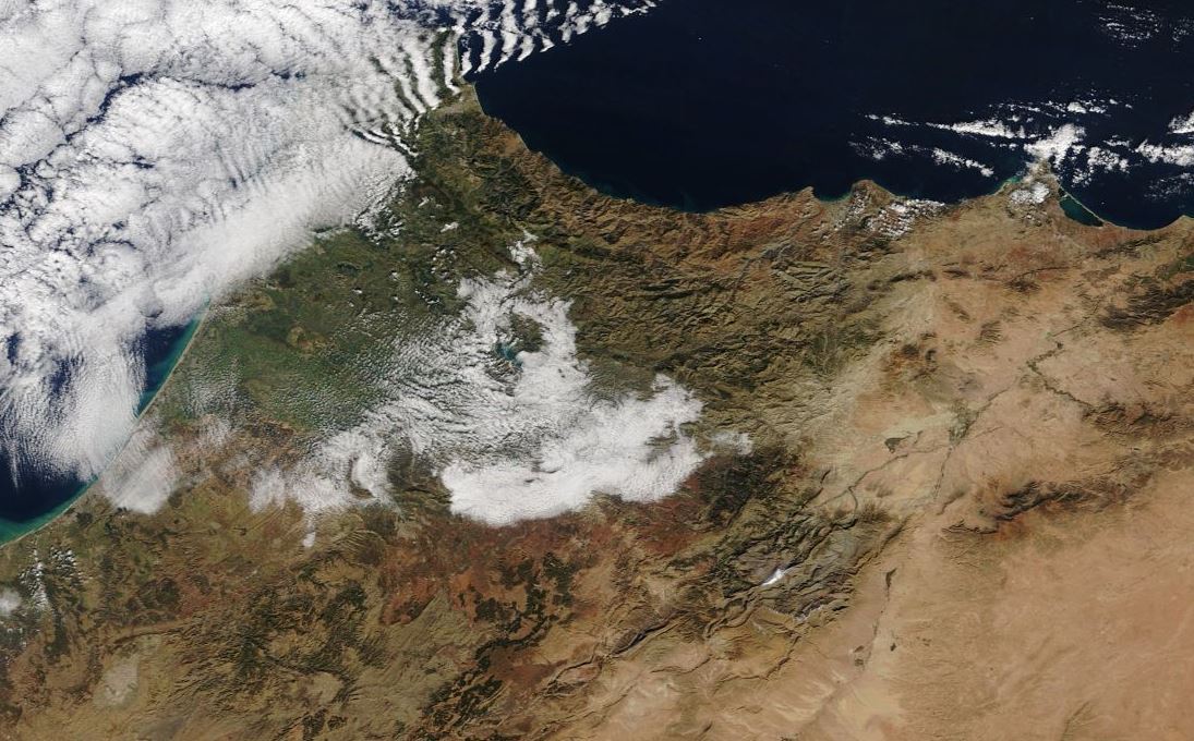 Chuyện không thể tin: Sa mạc Sahara tiếp tục có... tuyết rơi Chuyện không thể tin: Sa mạc Sahara tiếp tục có... tuyết rơi
