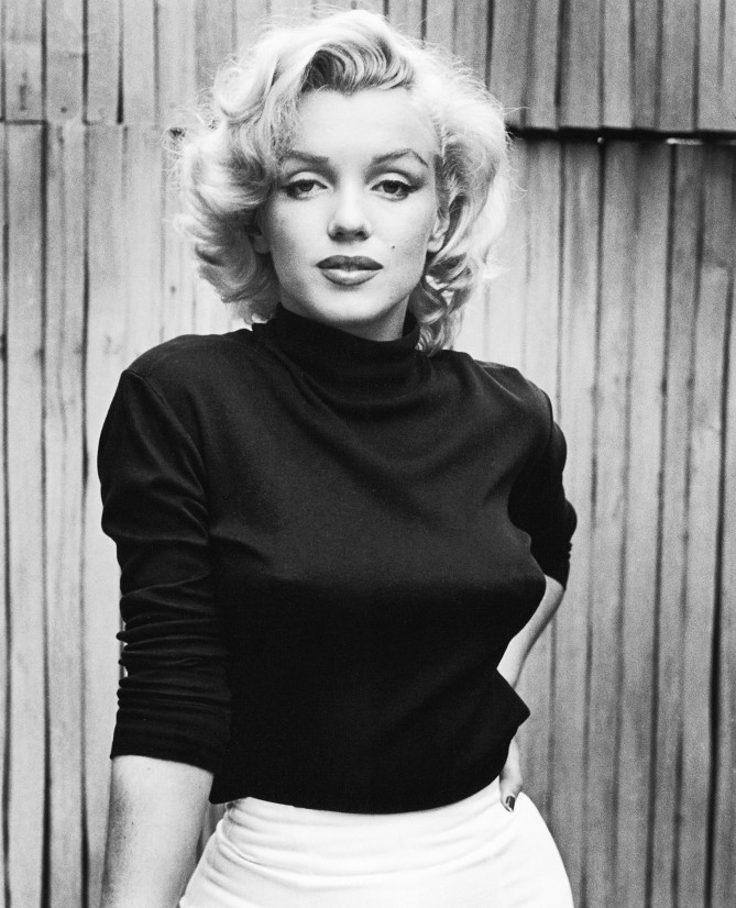 Marilyn Monroe và những sự thật đáng kinh ngạc đằng sau nhan sắc kiều diễm Marilyn Monroe và những sự thật đáng kinh ngạc đằng sau nhan sắc kiều diễm
