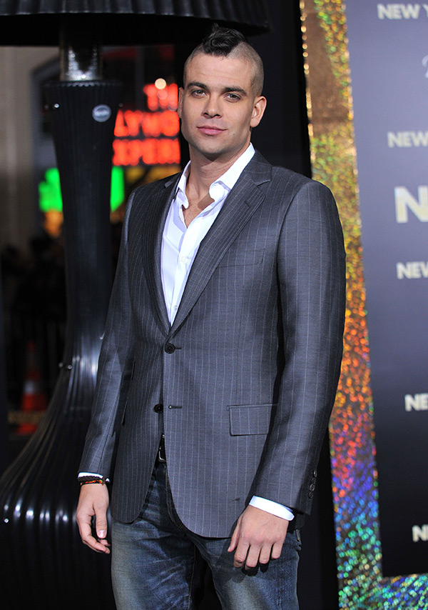 Ngôi sao phim 'Glee' - Mark Salling tự tử ngay trước phiên toà xét xử mình Ngôi sao phim 'Glee' - Mark Salling tự tử ngay trước phiên toà xét xử mình