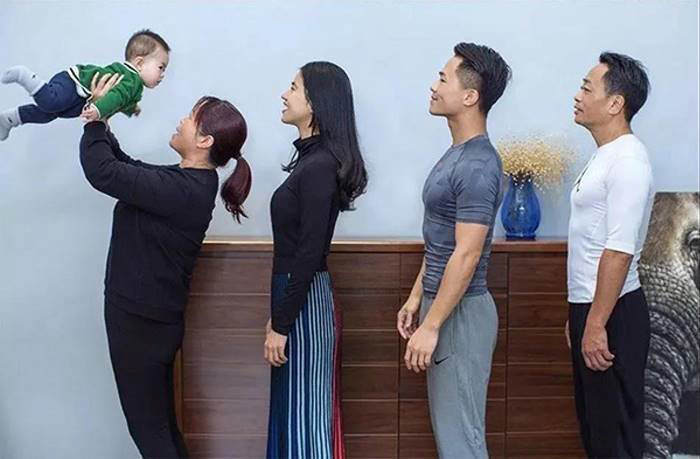 Hành trình từ '1 múi' đến 6 múi của cặp cha con tạo động lực cho cả thế giới Hành trình từ '1 múi' đến 6 múi của cặp cha con tạo động lực cho cả thế giới