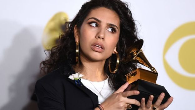 Grammy 2018 và những khoảnh khắc không thể thấy trên tivi Grammy 2018 và những khoảnh khắc không thể thấy trên tivi
