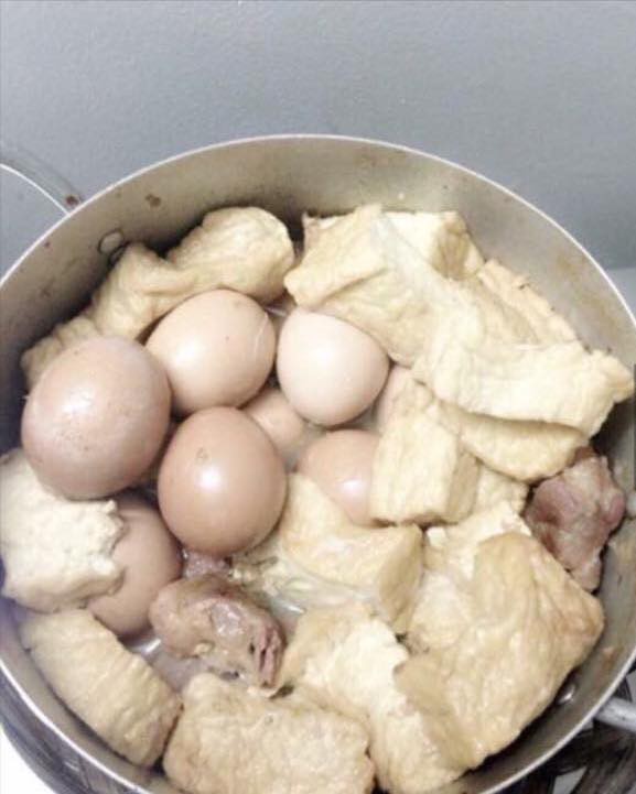 Năm hết Tết đến, ai không biết nấu ăn thì lui về hậu cung đừng ở đây gây hoạ Năm hết Tết đến, ai không biết nấu ăn thì lui về hậu cung đừng ở đây gây hoạ
