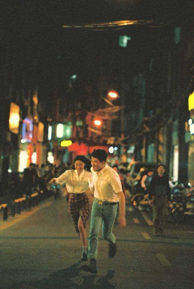 'Cô dâu, chú rể' trong bộ ảnh cưới phong cách Hong Kong đang gây sốt là ai? 'Cô dâu, chú rể' trong bộ ảnh cưới phong cách Hong Kong đang gây sốt là ai?