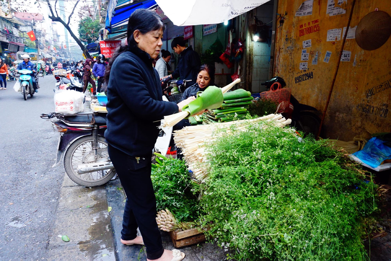 Ngày 30 Tết chia tay năm cũ, bạn đang tất bật làm những gì? Ngày 30 Tết chia tay năm cũ, bạn đang tất bật làm những gì?